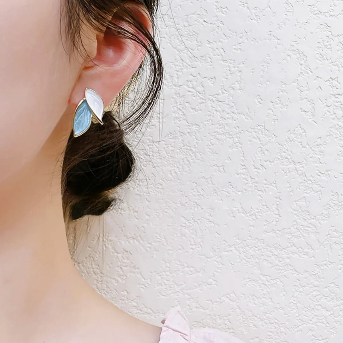 Elegant Leaf Earrings
